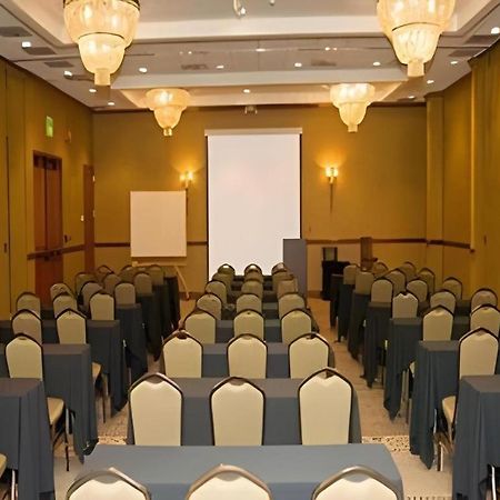 Garden Plaza Hotel Saddle Brook Luaran gambar