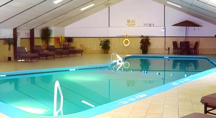 Garden Plaza Hotel Saddle Brook Luaran gambar