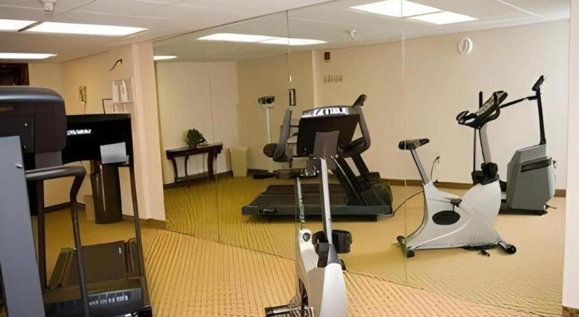 Garden Plaza Hotel Saddle Brook Luaran gambar