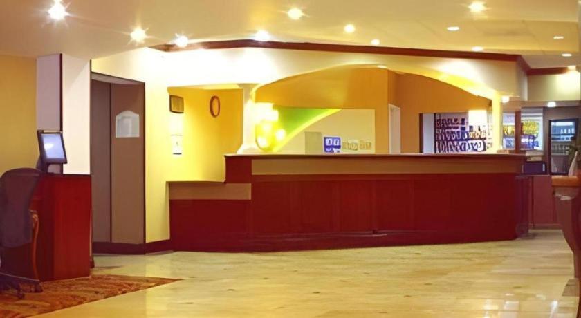 Garden Plaza Hotel Saddle Brook Luaran gambar