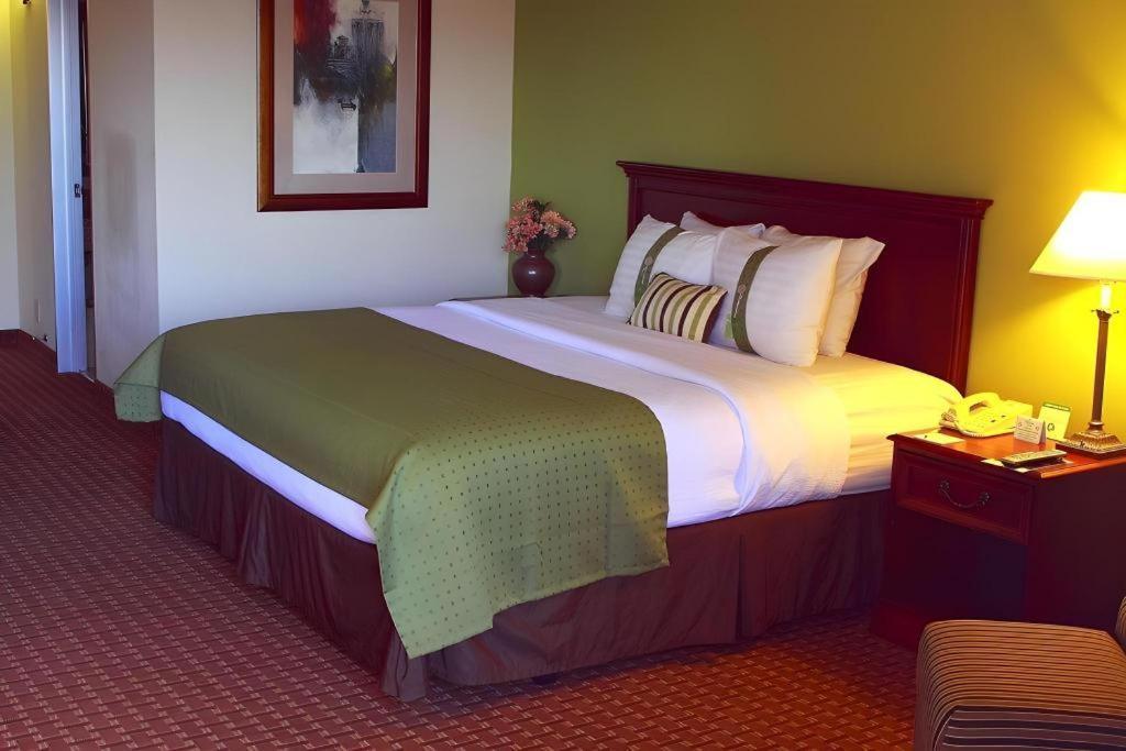 Garden Plaza Hotel Saddle Brook Luaran gambar